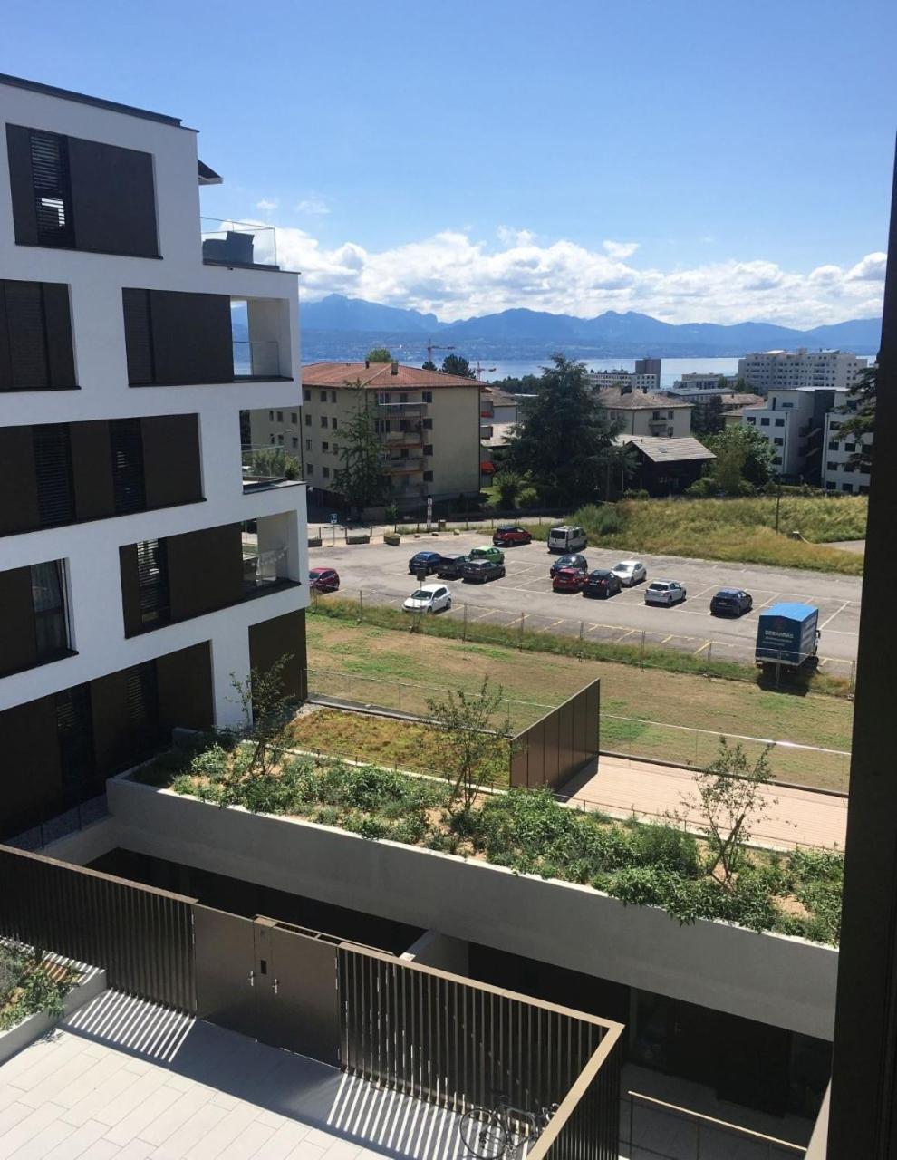 B&B Kelly Plus Lausanne Luaran gambar